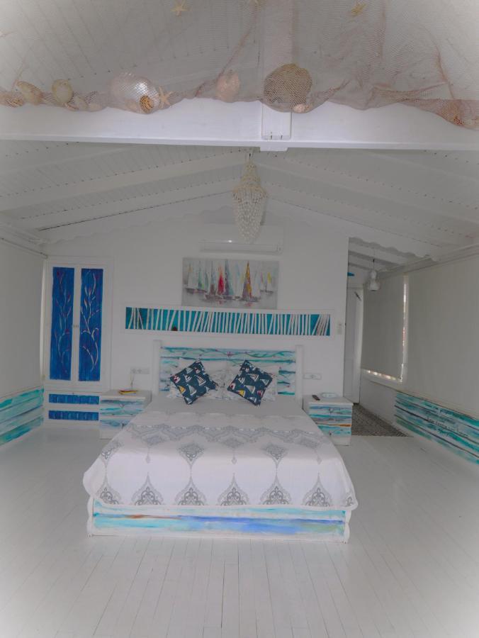 Denizkizi Butik Otel Kucukkuyu Bagian luar foto